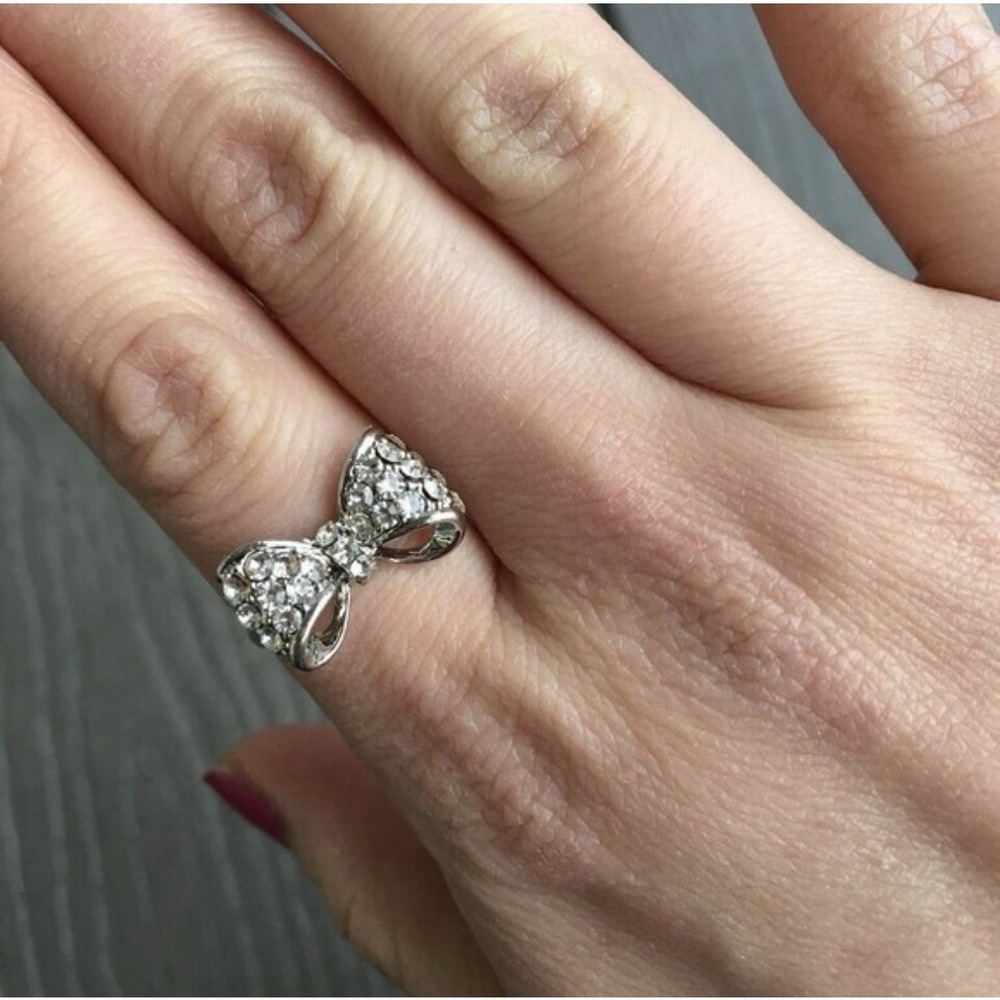 Sparkling Rhinestone Bow Ring Adjustable Silver Tone Women Girls Party Jewelry